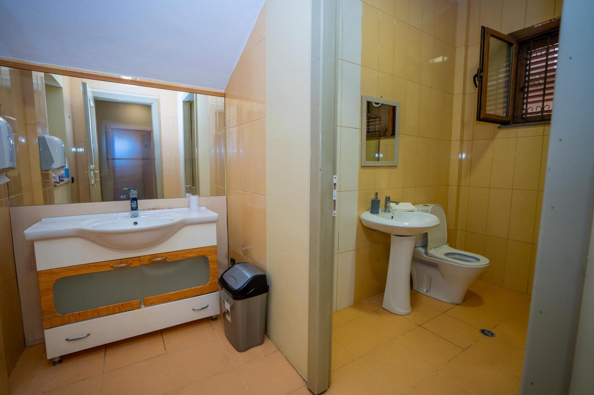Terrace Hostel & Lounge Bar Shkodër Dış mekan fotoğraf